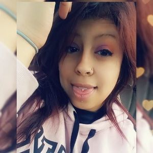 Meet your Posher, Kandie